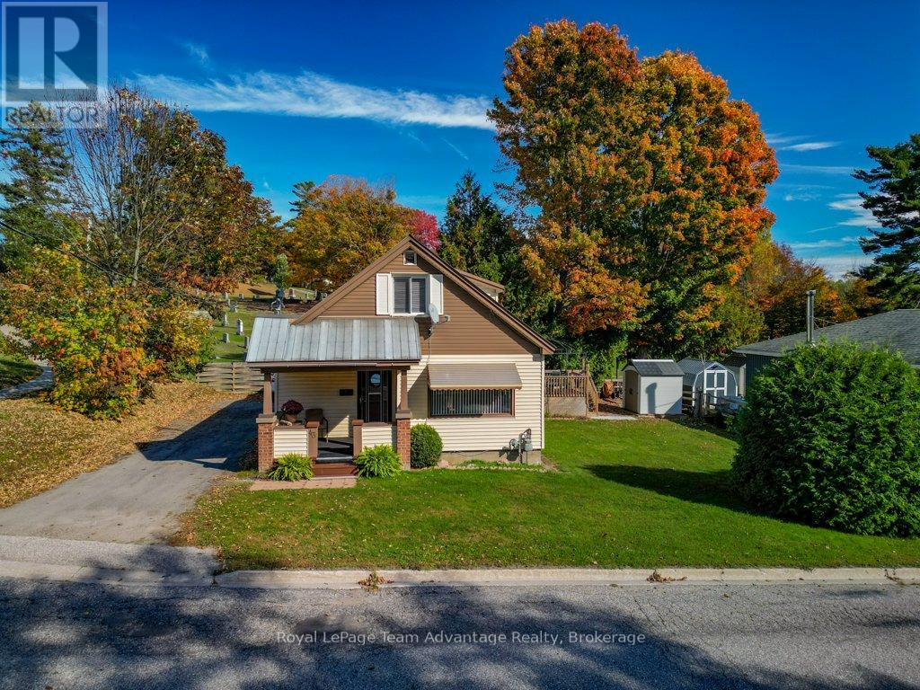 43 Hillcrest Avenue, Parry Sound, Ontario  P2A 1W9 - Photo 43 - X12463530