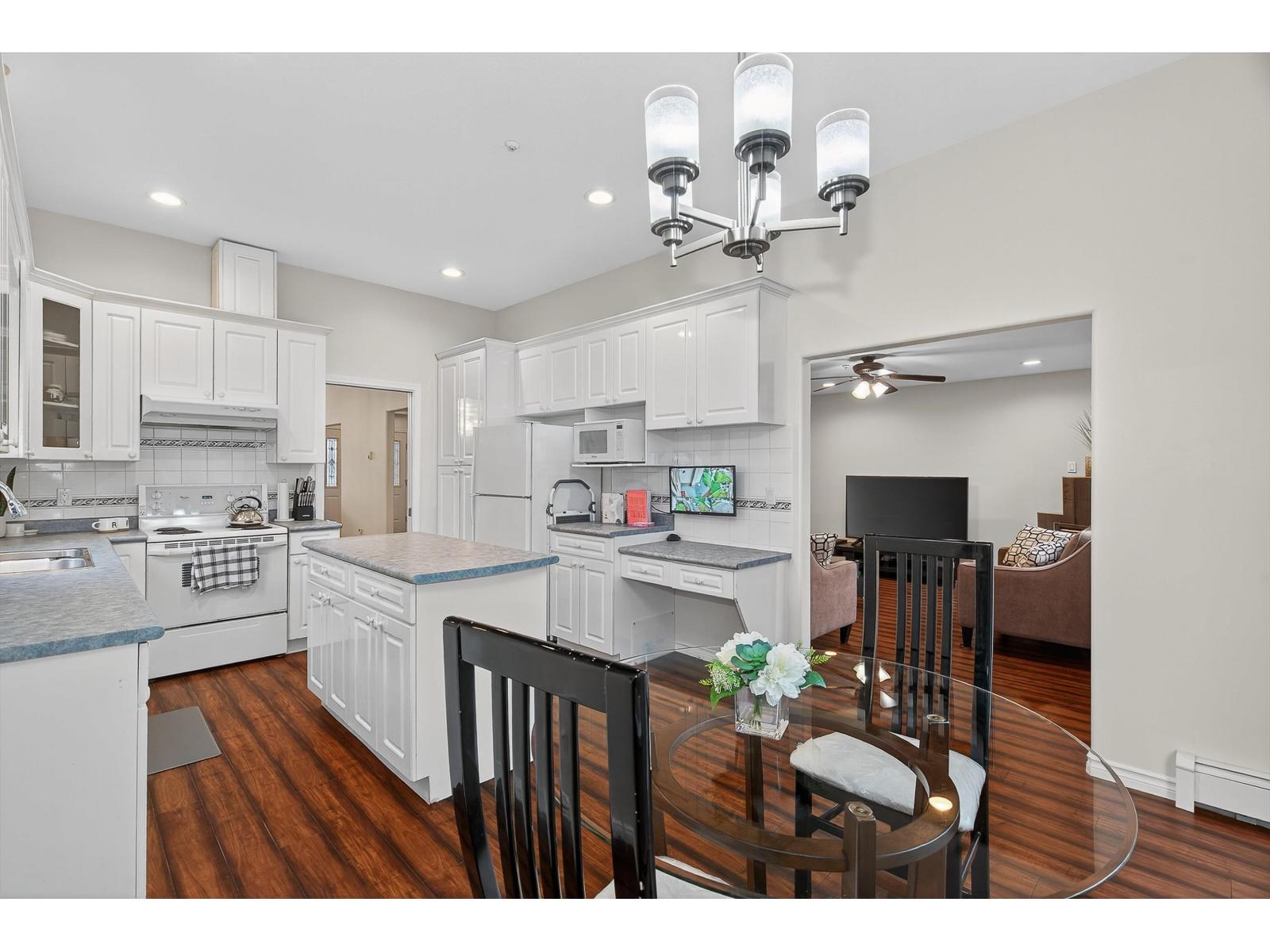 6630 123 Street, Surrey, British Columbia  V3W 0W1 - Photo 6 - R3057731