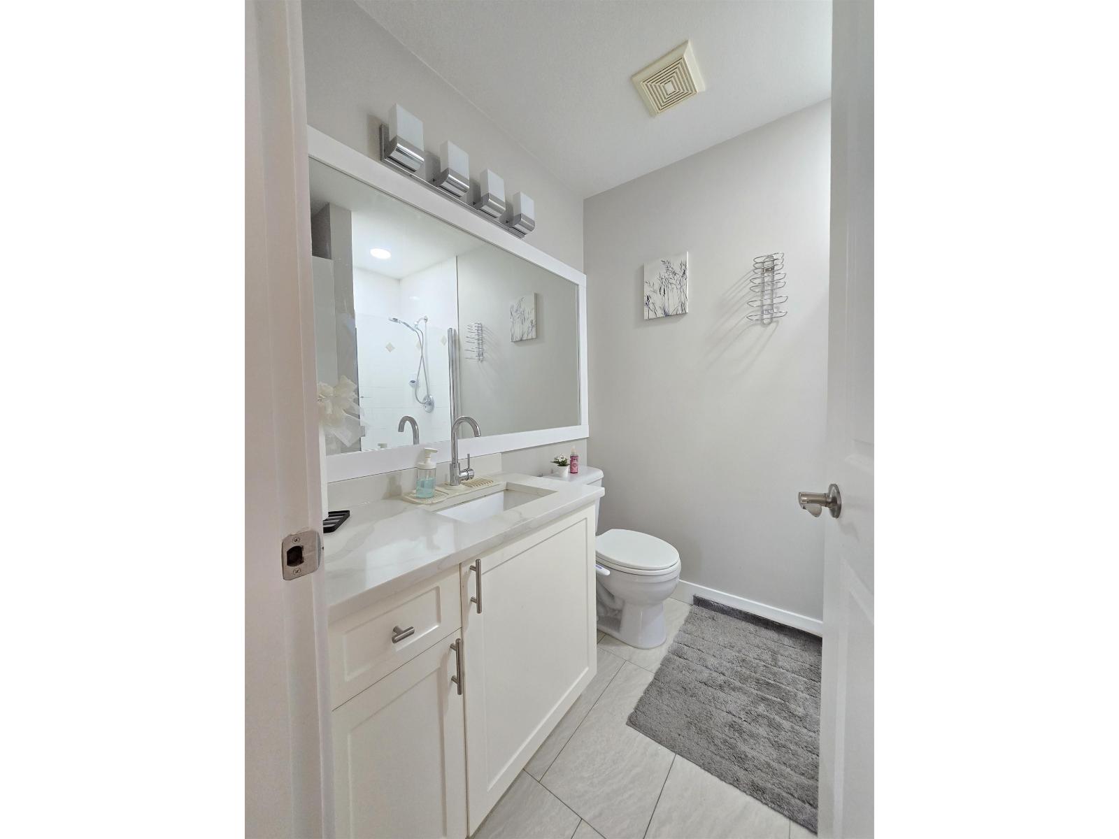 68 6533 121 Street, Surrey, British Columbia  V3W 1M5 - Photo 9 - R3058427