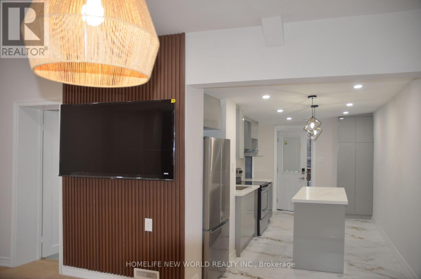 Upper Level - 231 Queen Street W, Toronto, Ontario  M5V 1Z4 - Photo 12 - C12462911
