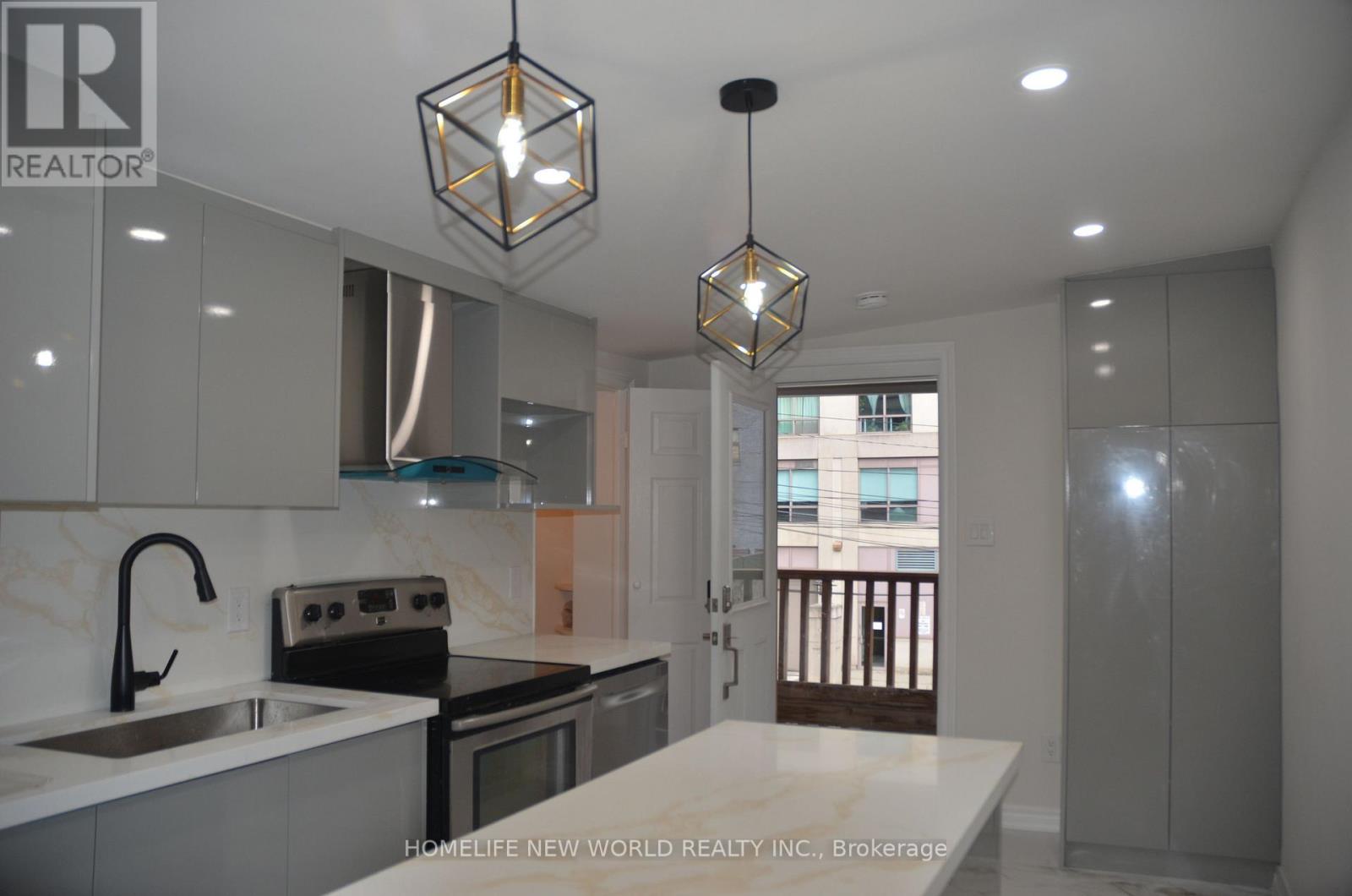 Upper Level - 231 Queen Street W, Toronto, Ontario  M5V 1Z4 - Photo 5 - C12462911