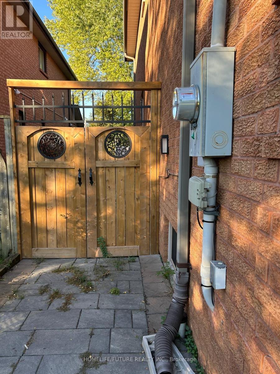 Bsmt - 20 Buena Vista Avenue, Toronto, Ontario  M1S 1J2 - Photo 11 - E12458552