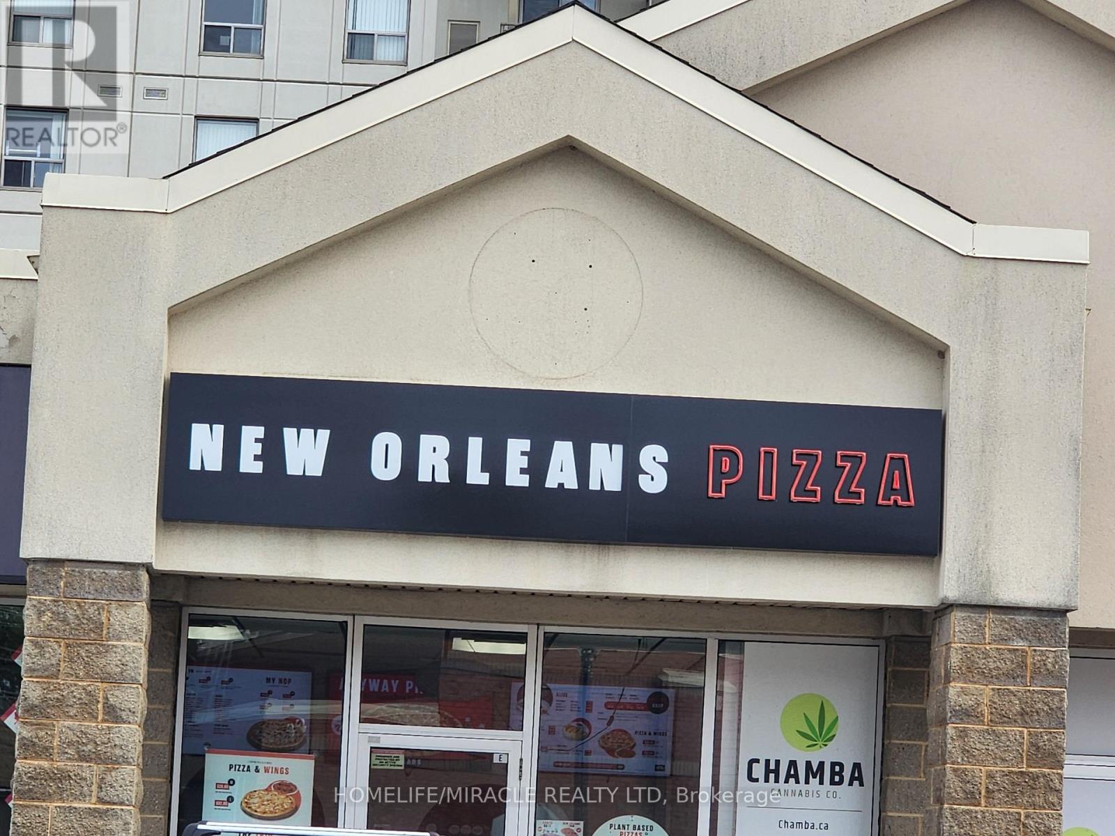 425 UNIVERSITY AVENUE E, Waterloo, Ontario