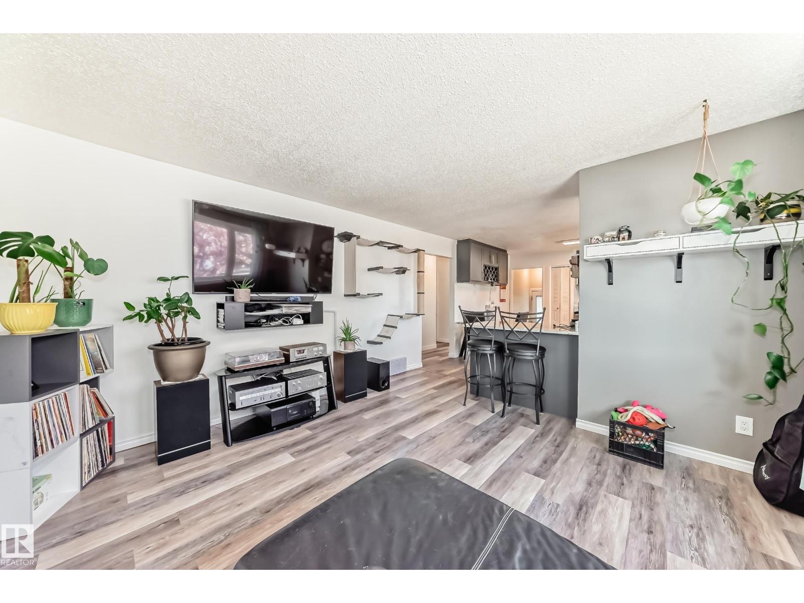 14508 21 St Nw, Edmonton, Alberta  T5Y 1T8 - Photo 13 - E4462144