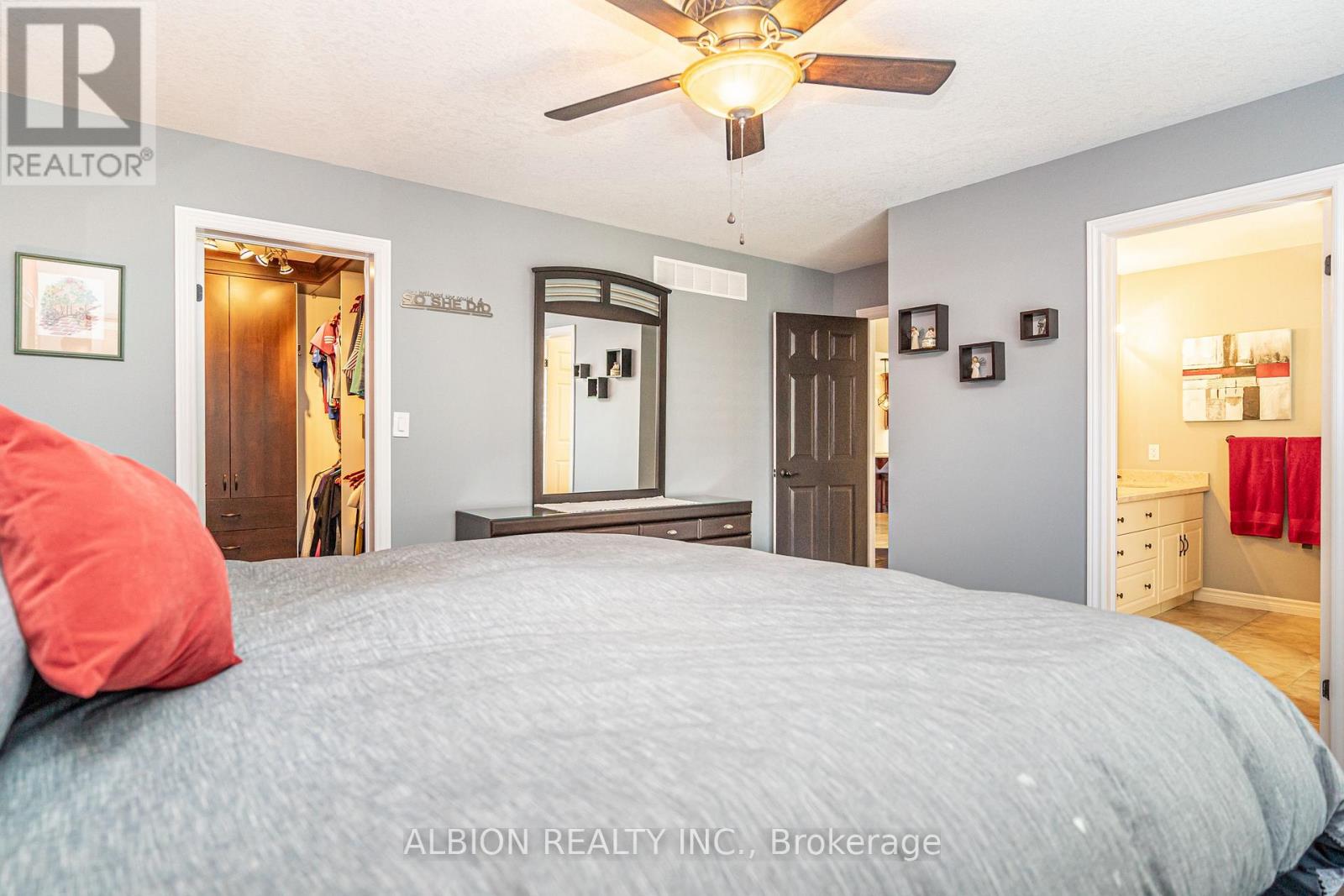 Unit #1 - 8 Reddington Drive, Caledon, Ontario  L7E 4C3 - Photo 16 - W12463344