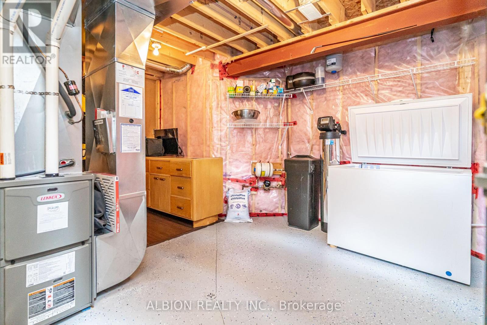 Unit #1 - 8 Reddington Drive, Caledon, Ontario  L7E 4C3 - Photo 30 - W12463344