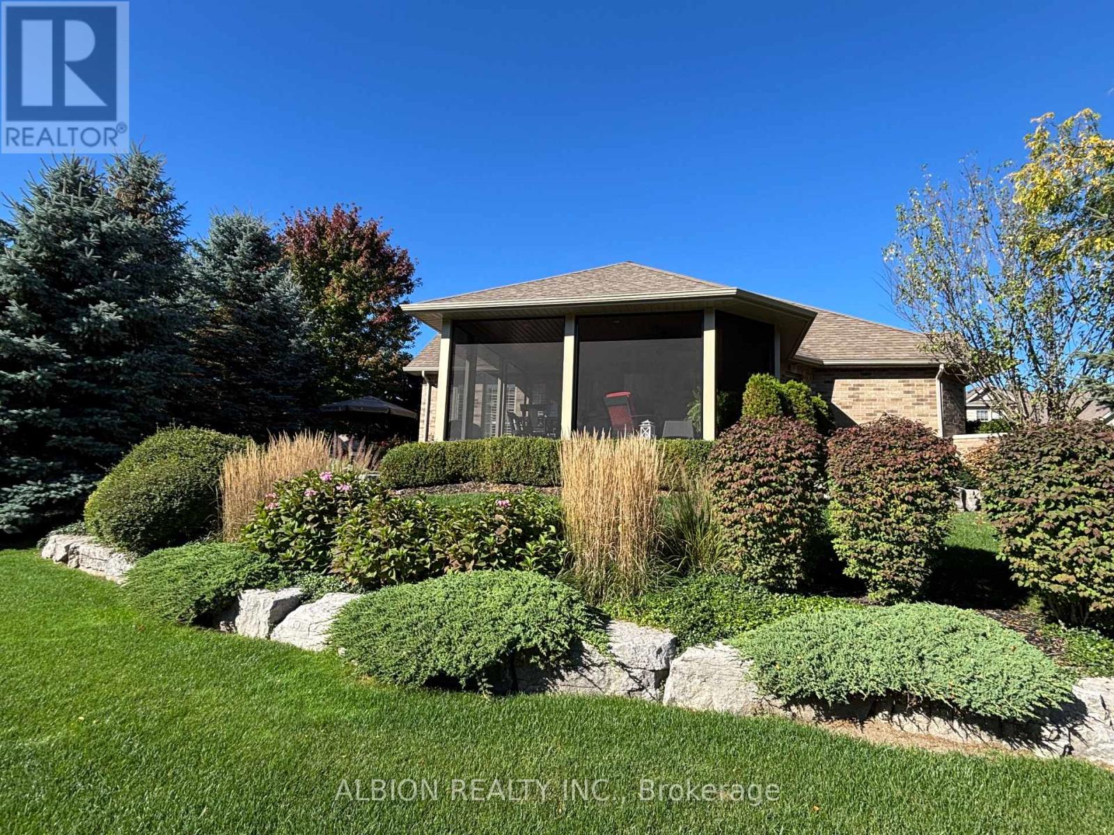Unit #1 - 8 Reddington Drive, Caledon, Ontario  L7E 4C3 - Photo 48 - W12463344
