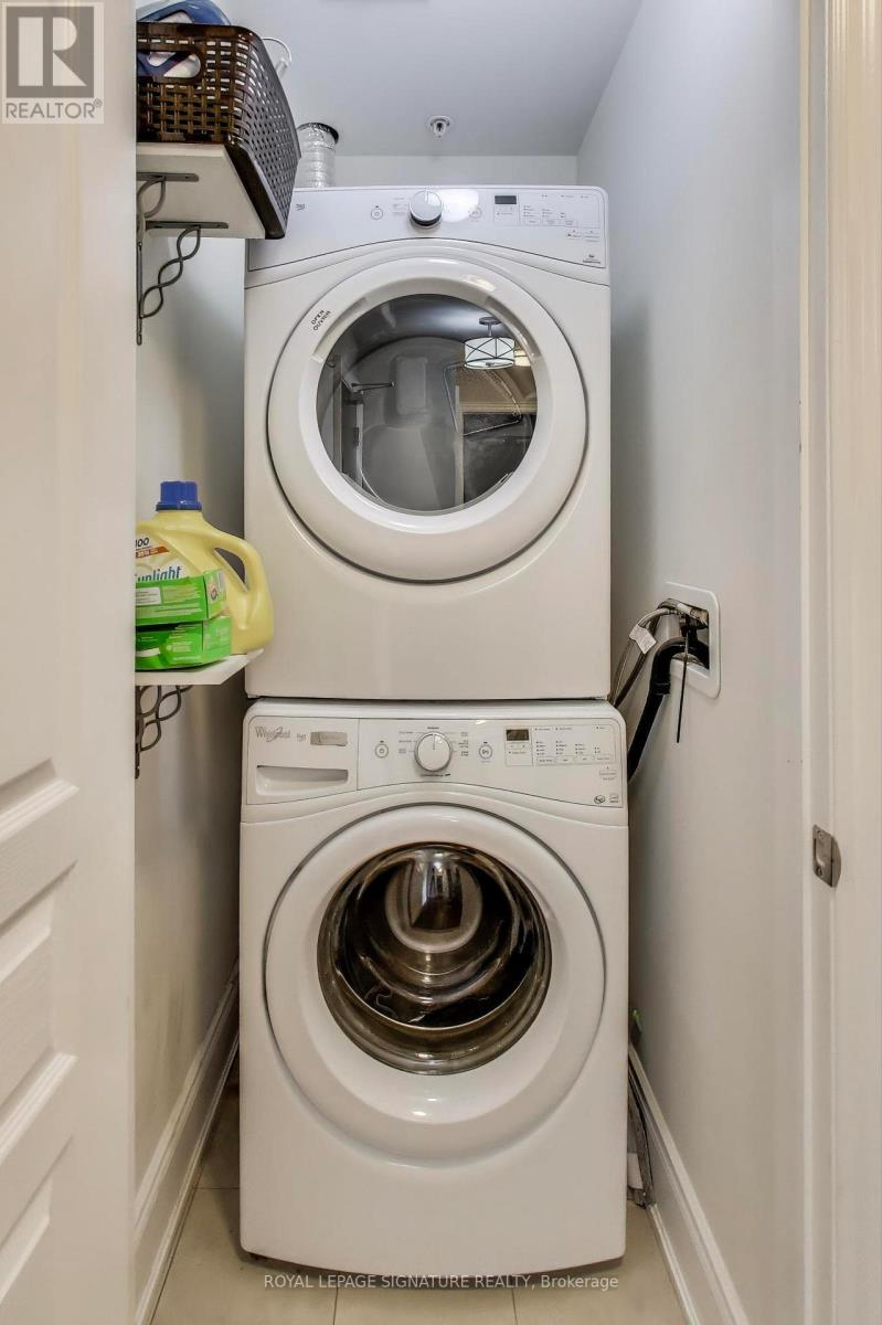 405 - 3170 Erin Mills Parkway, Mississauga, Ontario  L5L 0B6 - Photo 13 - W12463354