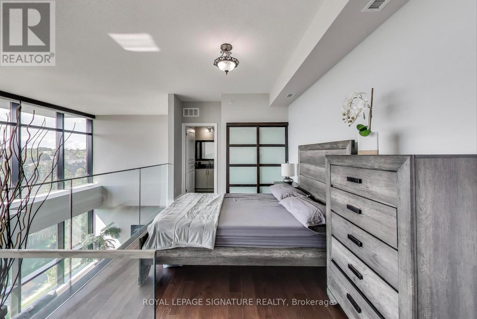 405 - 3170 Erin Mills Parkway, Mississauga, Ontario  L5L 0B6 - Photo 16 - W12463354