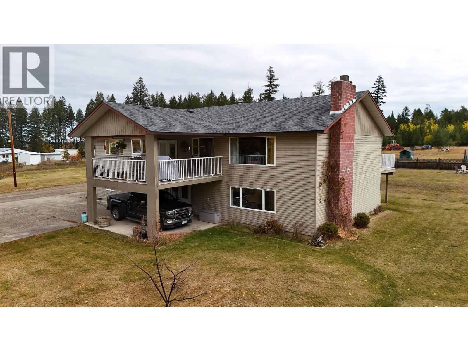 1425 ESLER ROAD, Esler / Dog Creek, British Columbia