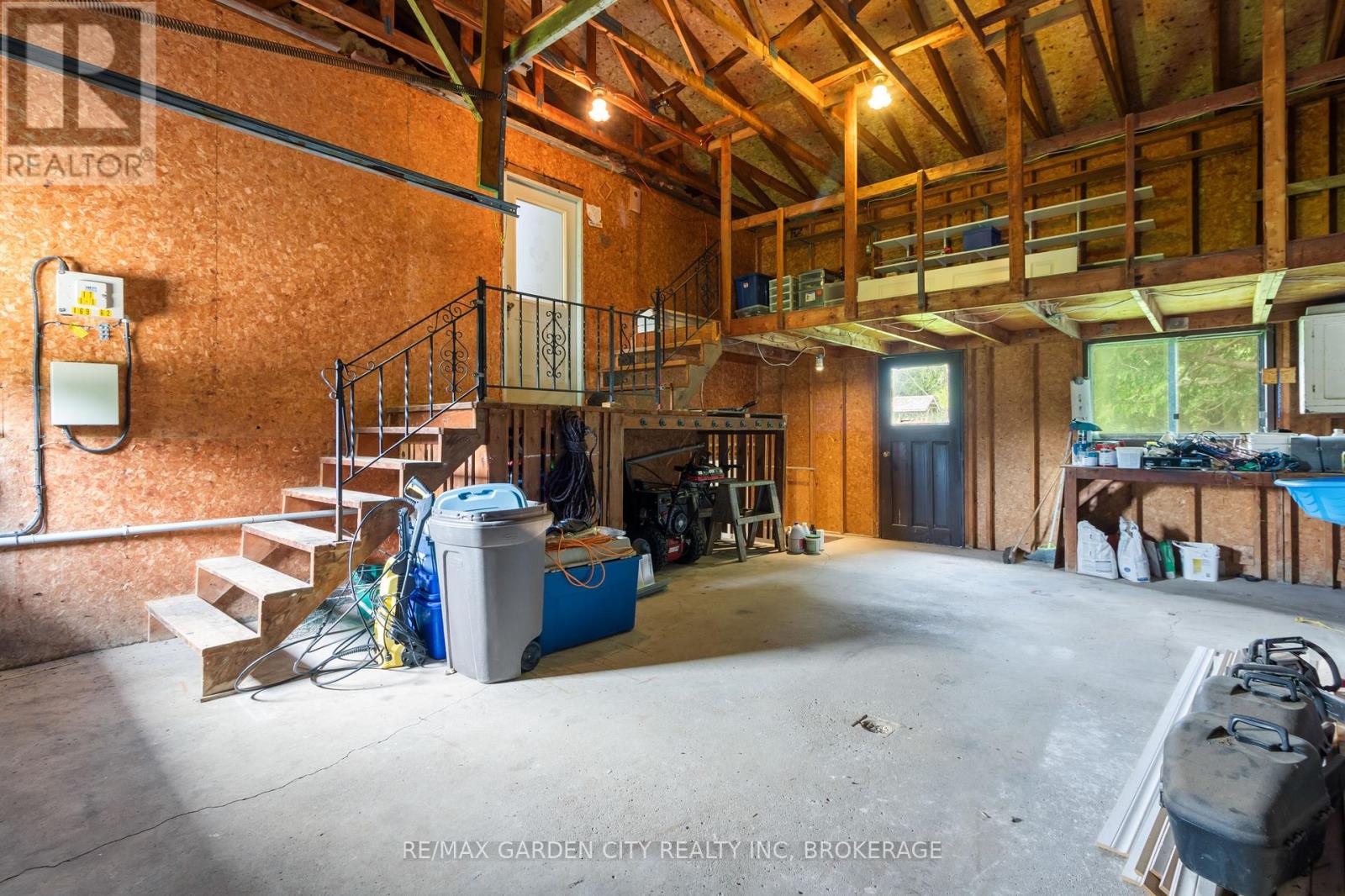 317540 6&10 Highway, Georgian Bluffs, Ontario  N4K 5N6 - Photo 34 - X12463511