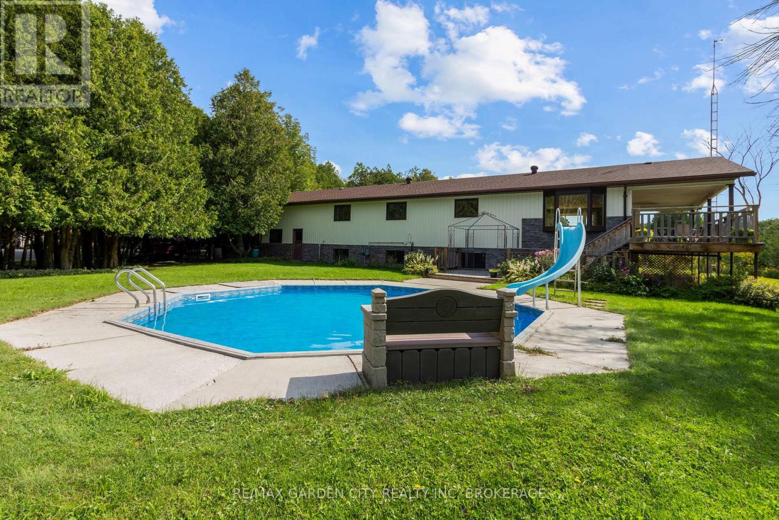 317540 6&10 Highway, Georgian Bluffs, Ontario  N4K 5N6 - Photo 35 - X12463511