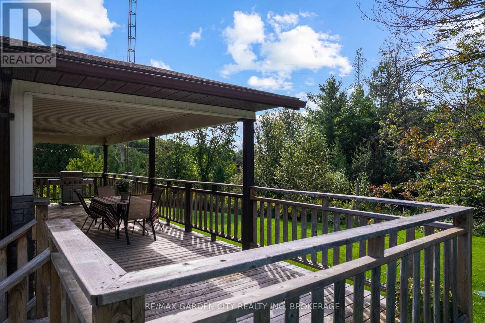 317540 6&10 Highway, Georgian Bluffs, Ontario  N4K 5N6 - Photo 37 - X12463511