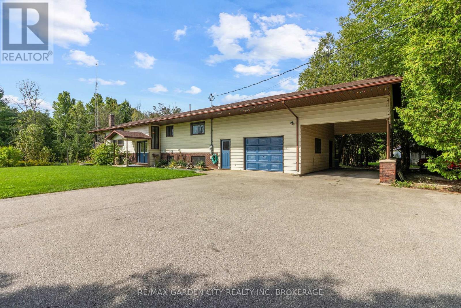 317540 6&10 Highway, Georgian Bluffs, Ontario  N4K 5N6 - Photo 4 - X12463511