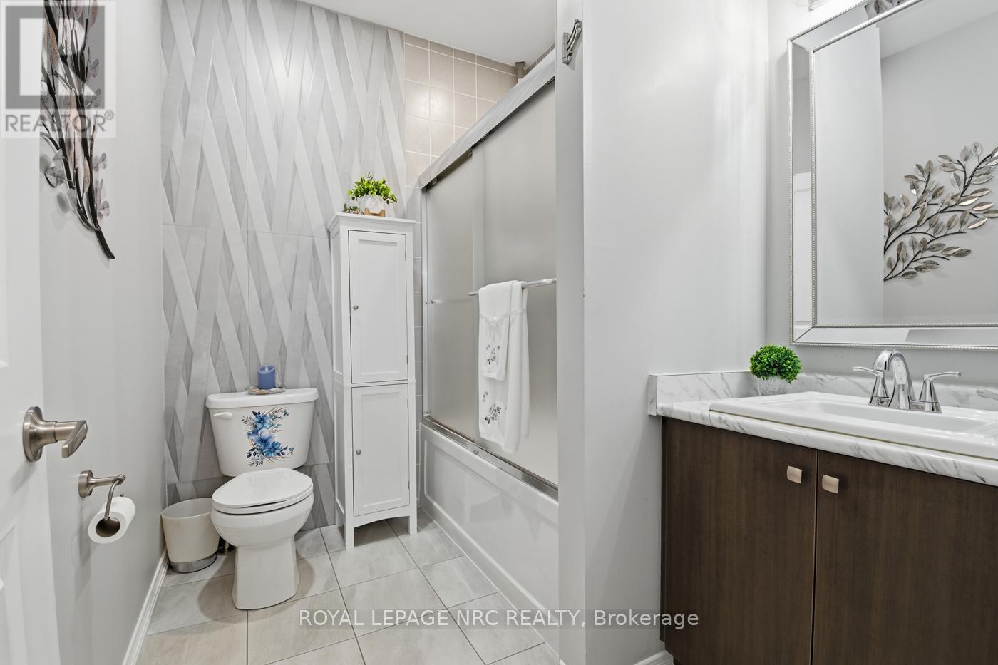 31 Cosmopolitan Common, St. Catharines, Ontario  L2M 0B8 - Photo 17 - X12463538