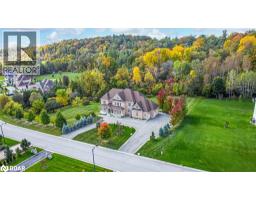 102 PINE HILL ROAD, Bradford, Ontario