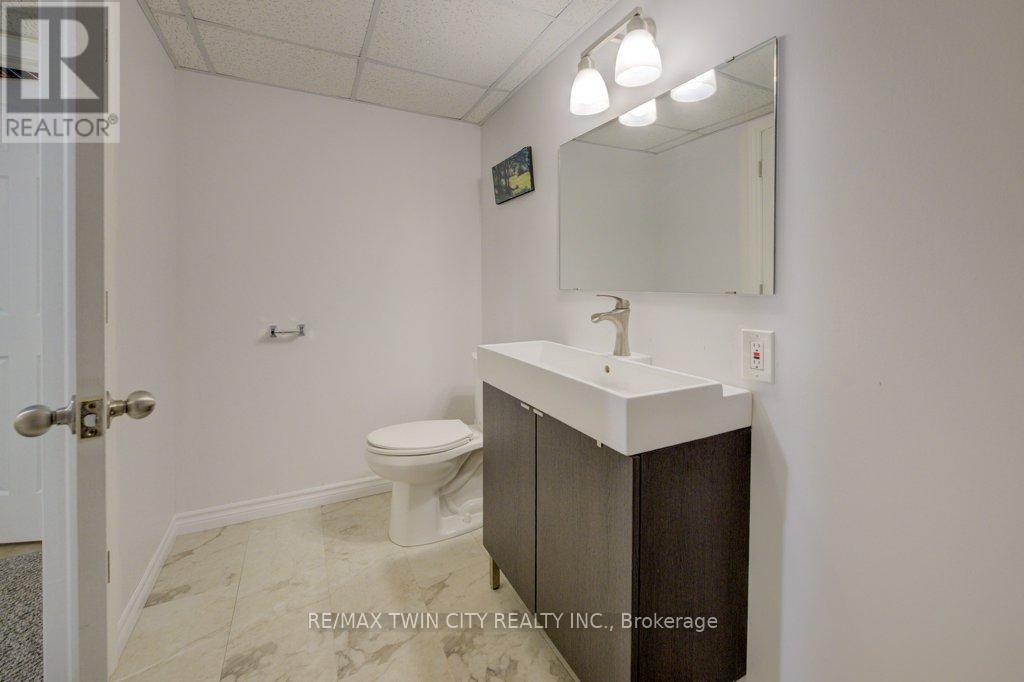 128 Wesley Crescent, Woolwich, Ontario  N2J 4G8 - Photo 23 - X12463343