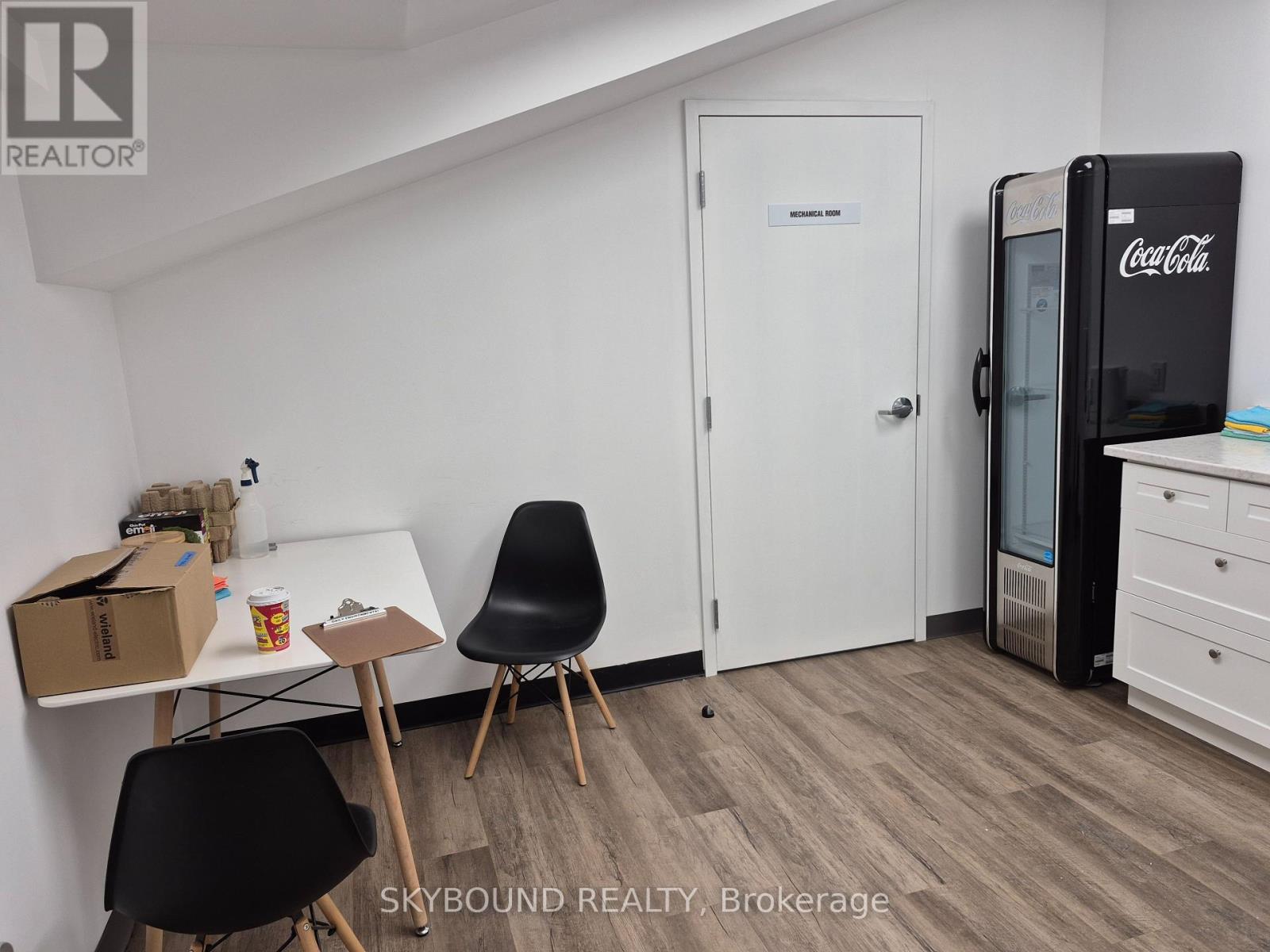 31 Clearview Drive, Tillsonburg, Ontario  N4G 4H3 - Photo 22 - X12463369