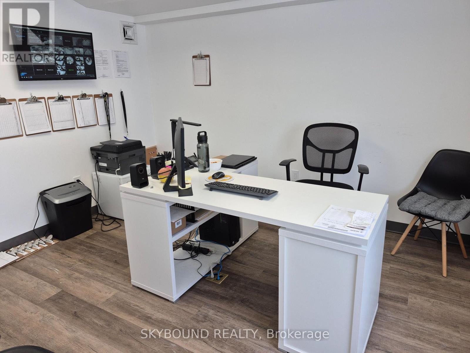 31 Clearview Drive, Tillsonburg, Ontario  N4G 4H3 - Photo 23 - X12463369