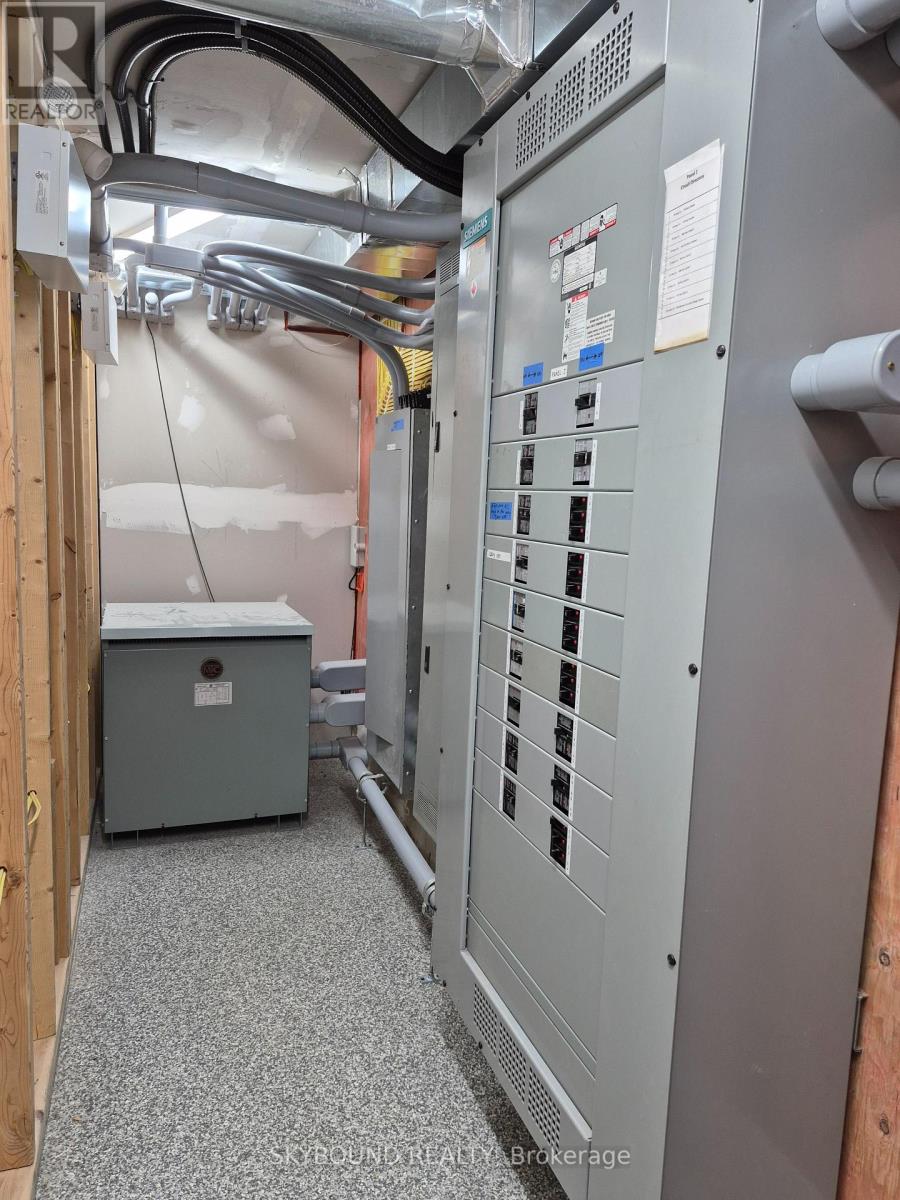 31 Clearview Drive, Tillsonburg, Ontario  N4G 4H3 - Photo 26 - X12463369