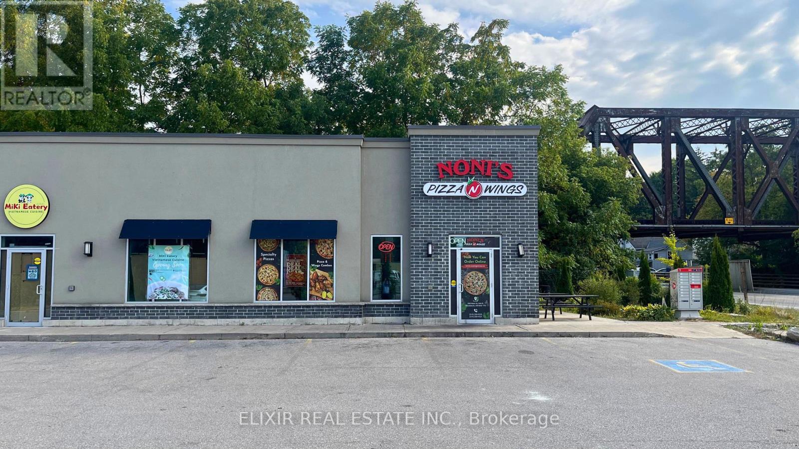 8 - 300 Main Street, Woodstock, Ontario  N4S 1T3 - Photo 2 - X12463371
