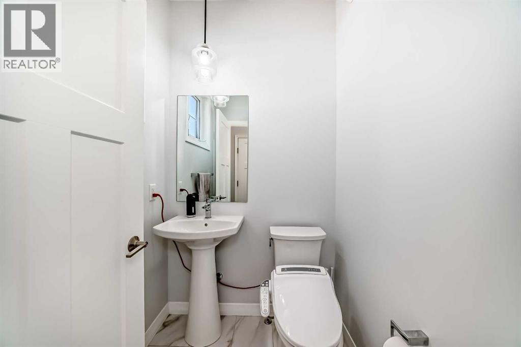 108 Magnolia Way Se, Calgary, Alberta  T3M 2W6 - Photo 7 - A2248541