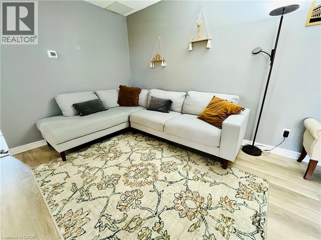 1300 Upper Ottawa Street Unit# 18, Hamilton, Ontario  L8W 1M8 - Photo 5 - 40771991