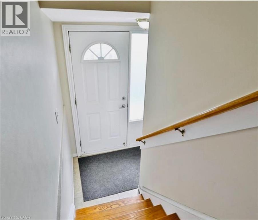 1300 Upper Ottawa Street Unit# 18, Hamilton, Ontario  L8W 1M8 - Photo 3 - 40771991