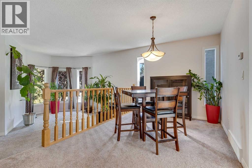 156 Deersaxon Circle Se, Calgary, Alberta  T2J 6R5 - Photo 7 - A2259821