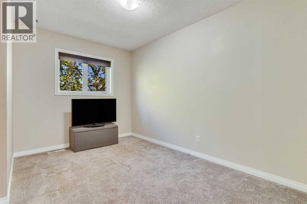 156 Deersaxon Circle Se, Calgary, Alberta  T2J 6R5 - Photo 30 - A2259821