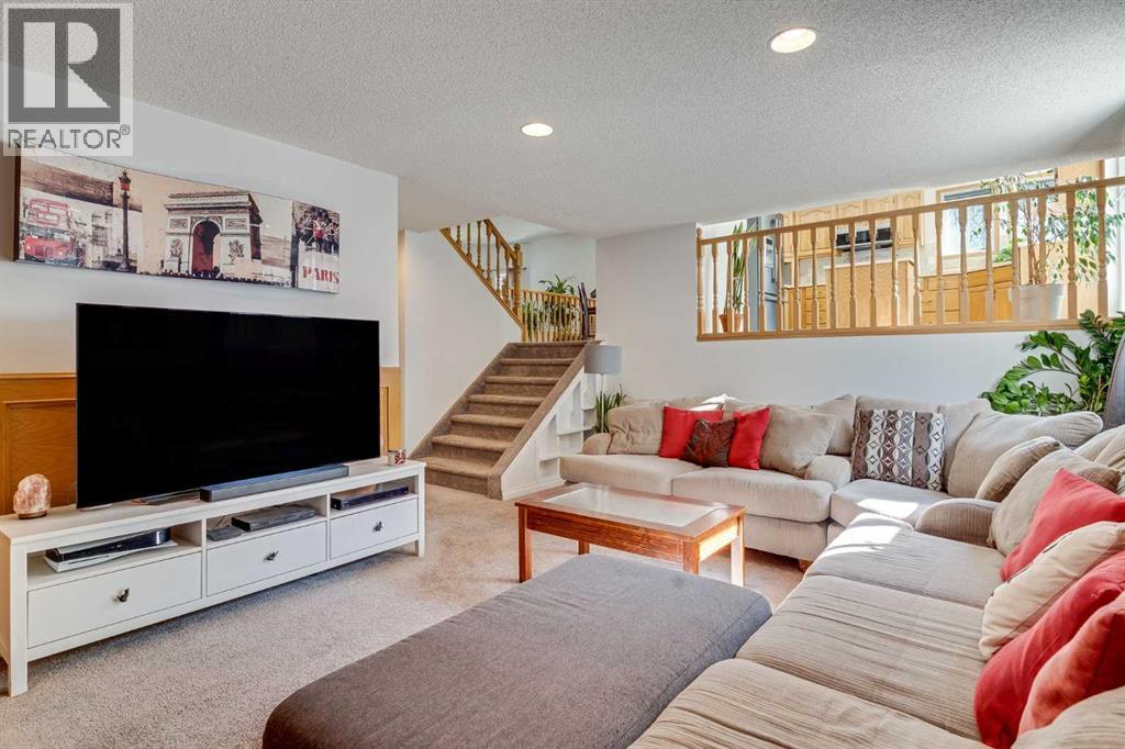 156 Deersaxon Circle Se, Calgary, Alberta  T2J 6R5 - Photo 19 - A2259821