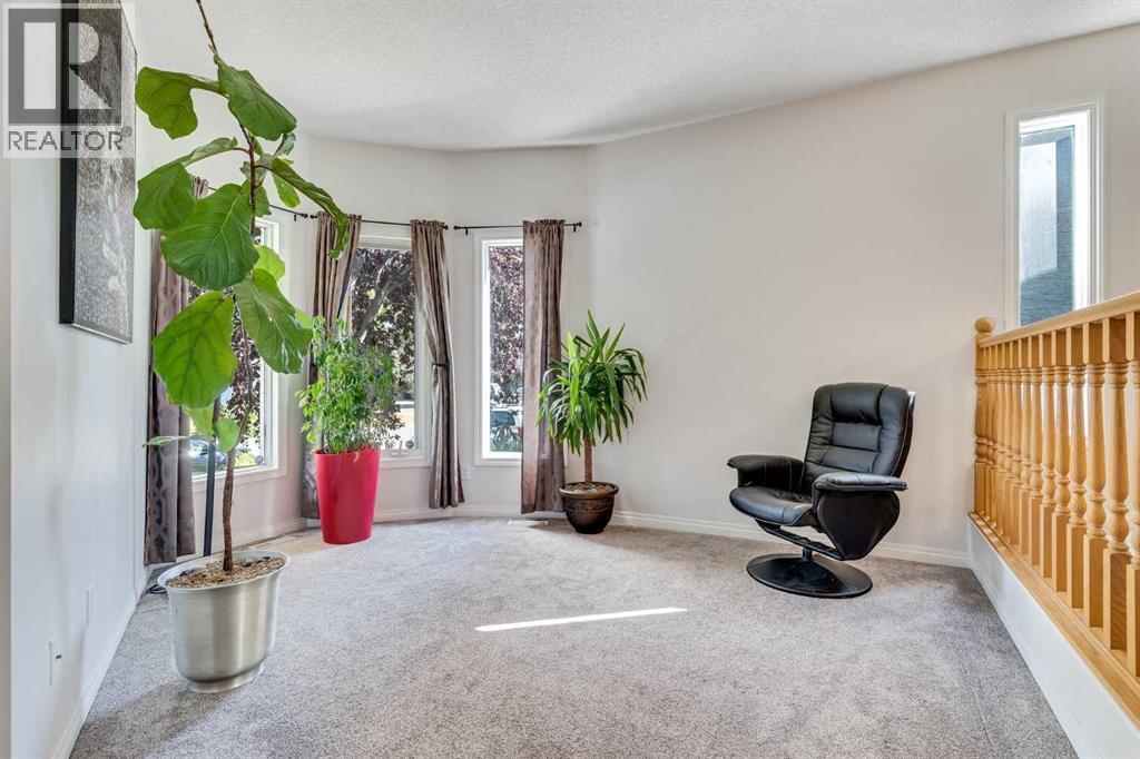 156 Deersaxon Circle Se, Calgary, Alberta  T2J 6R5 - Photo 3 - A2259821