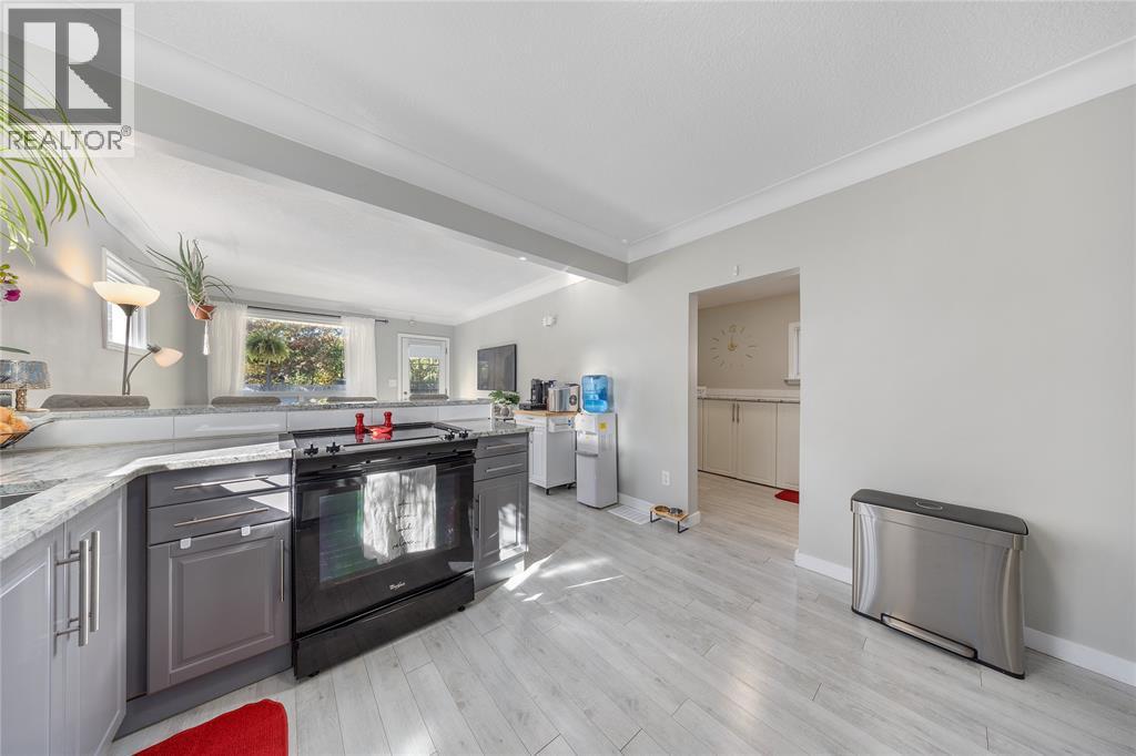 565 Errol Road, Sarnia, Ontario N7V 2B9 - Photo 16 - 25026163