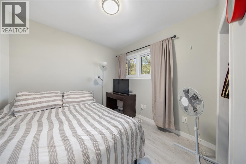 565 Errol Road, Sarnia, Ontario N7V 2B9 - Photo 19 - 25026163