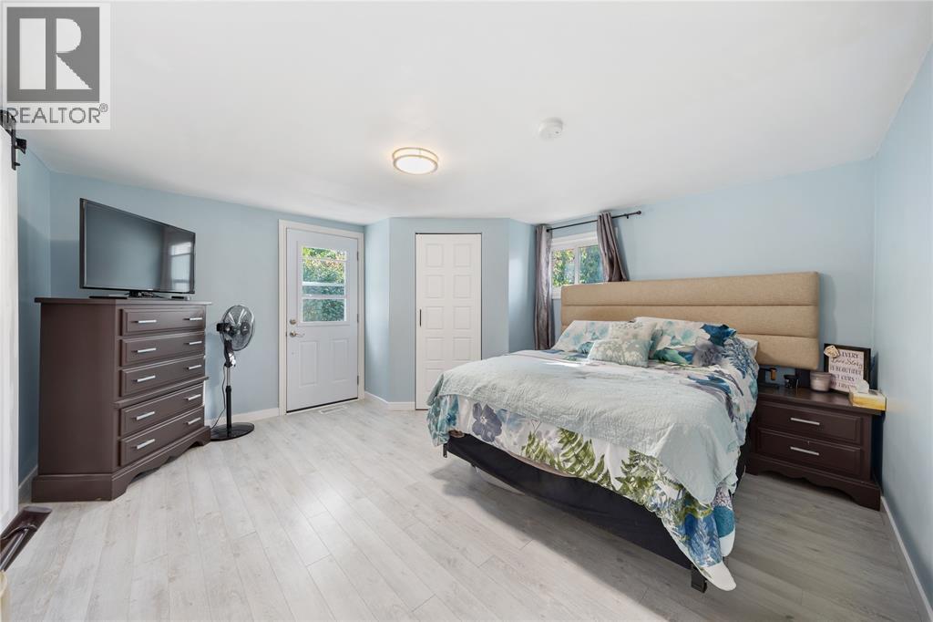 565 Errol Road, Sarnia, Ontario N7V 2B9 - Photo 22 - 25026163