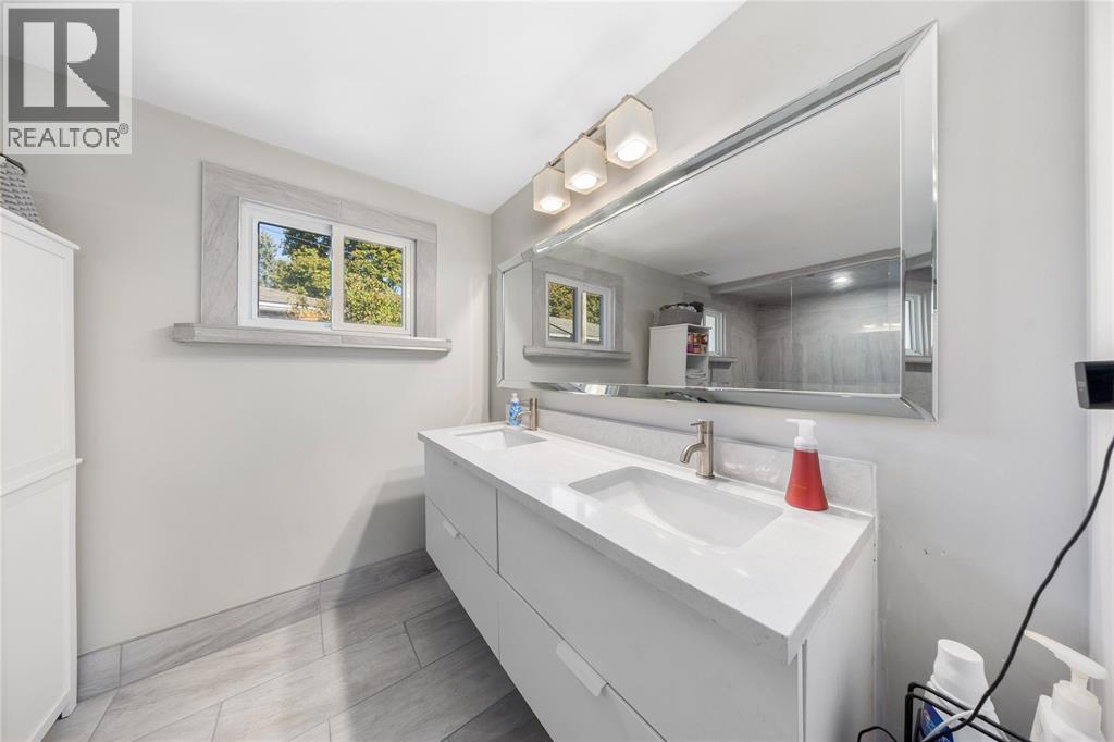 565 Errol Road, Sarnia, Ontario N7V 2B9 - Photo 25 - 25026163