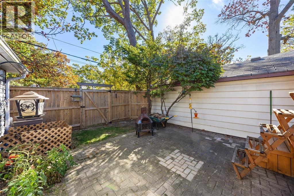 565 Errol Road, Sarnia, Ontario N7V 2B9 - Photo 6 - 25026163