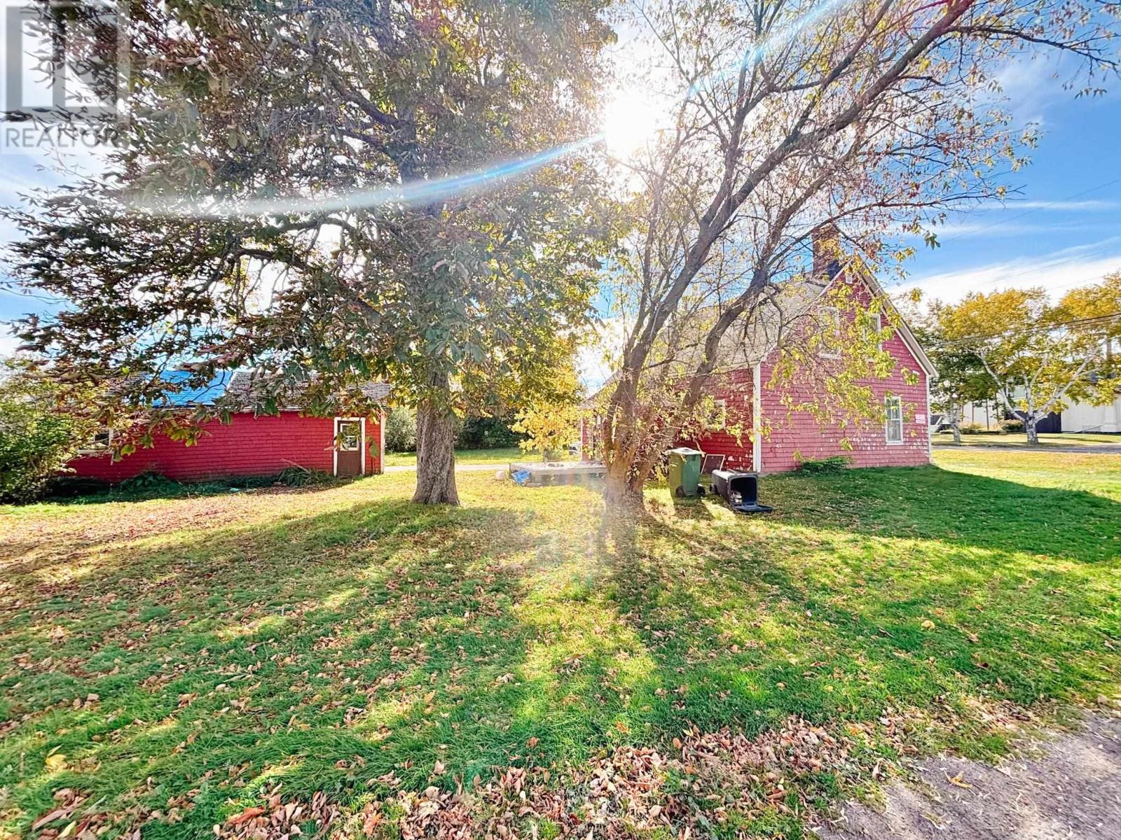 78 Victoria Street, Georgetown, Prince Edward Island  C0A 1L0 - Photo 5 - 202525846