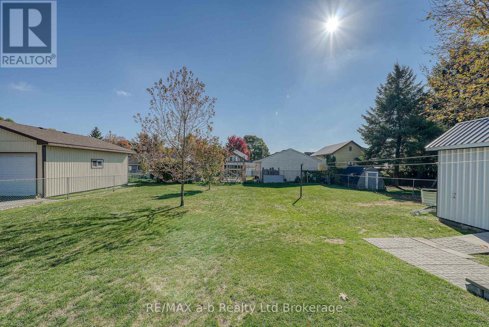 160 Metcalfe Street, Ingersoll, Ontario  N5C 1M9 - Photo 11 - X12463507
