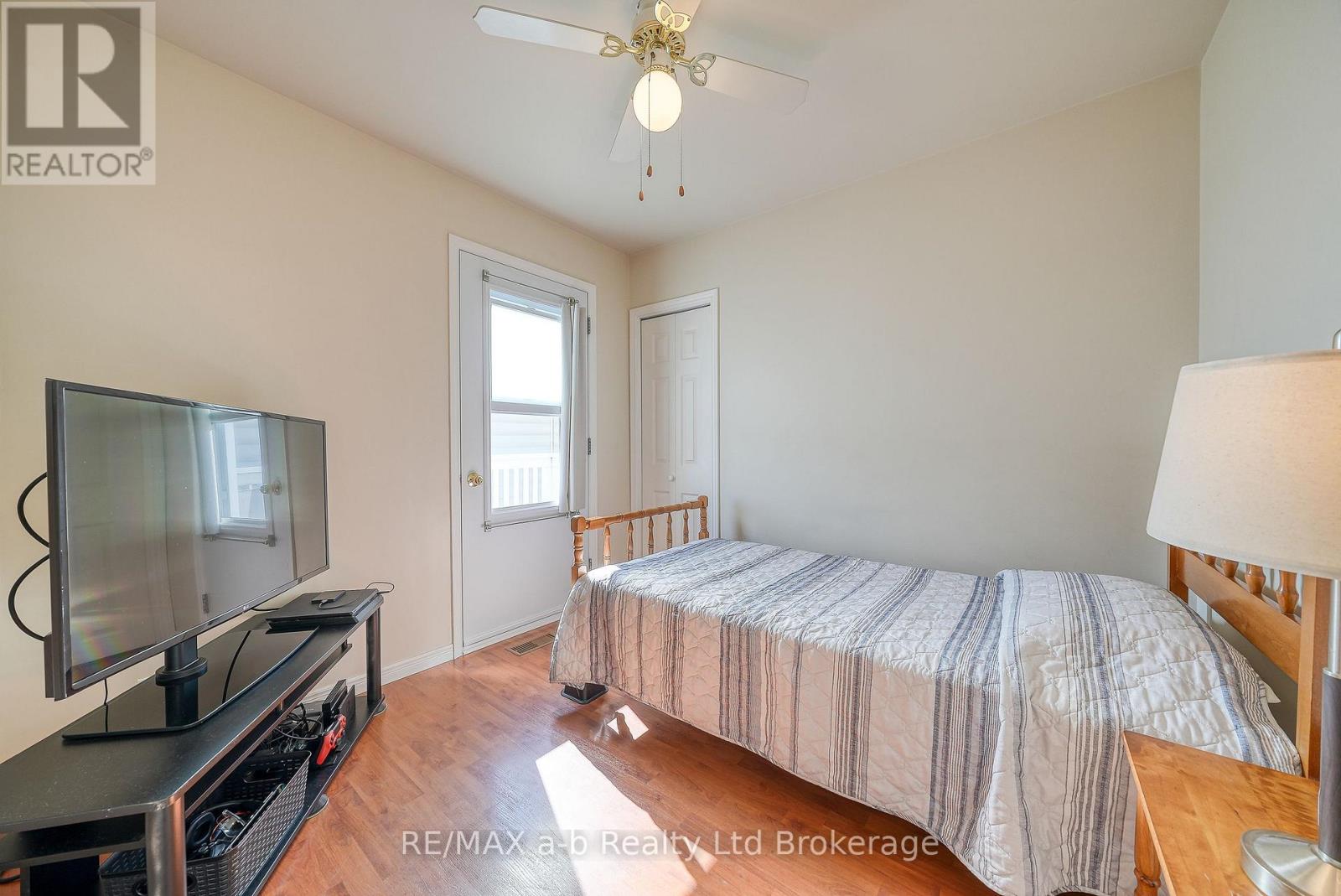 160 Metcalfe Street, Ingersoll, Ontario  N5C 1M9 - Photo 21 - X12463507
