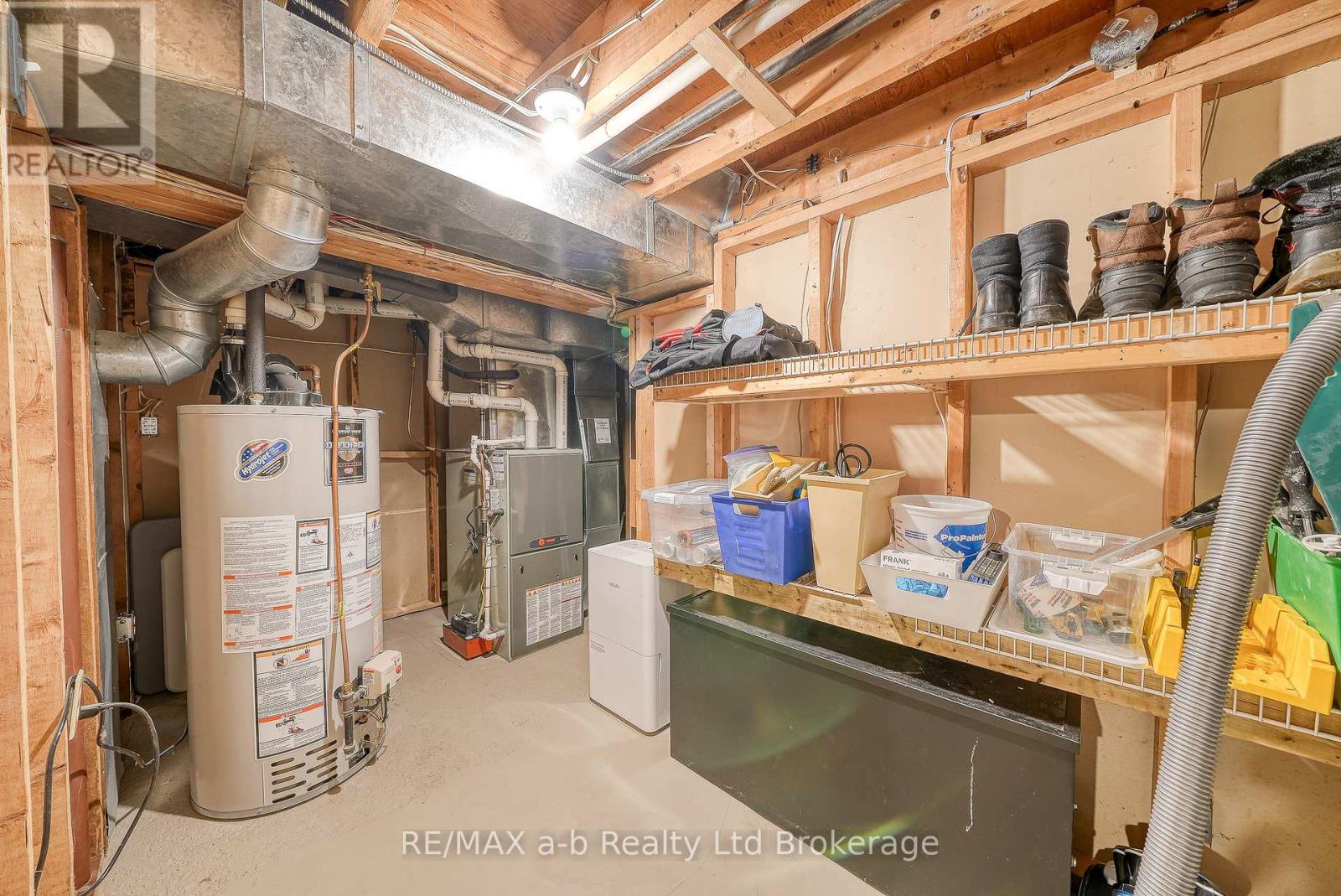 160 Metcalfe Street, Ingersoll, Ontario  N5C 1M9 - Photo 22 - X12463507