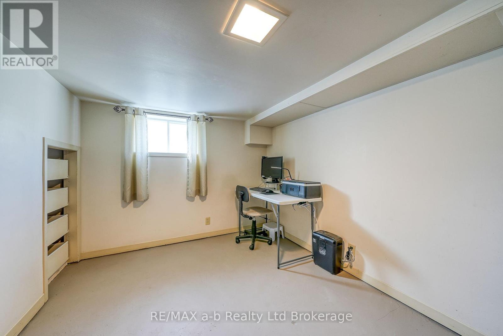 160 Metcalfe Street, Ingersoll, Ontario  N5C 1M9 - Photo 27 - X12463507
