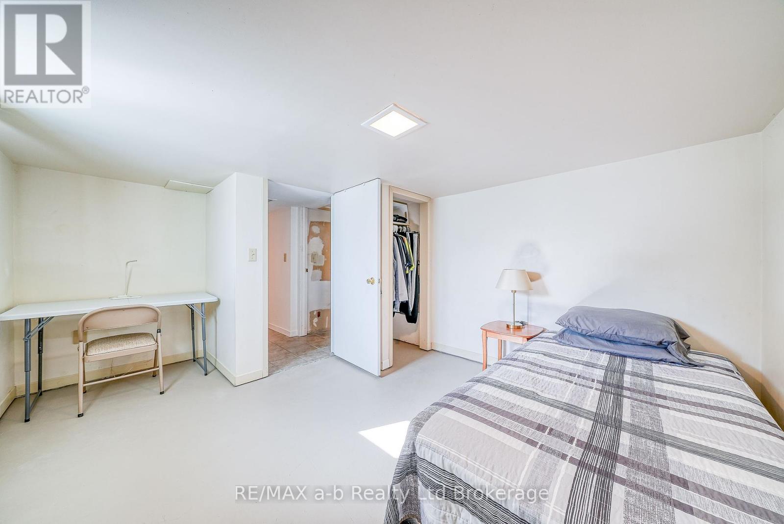 160 Metcalfe Street, Ingersoll, Ontario  N5C 1M9 - Photo 32 - X12463507