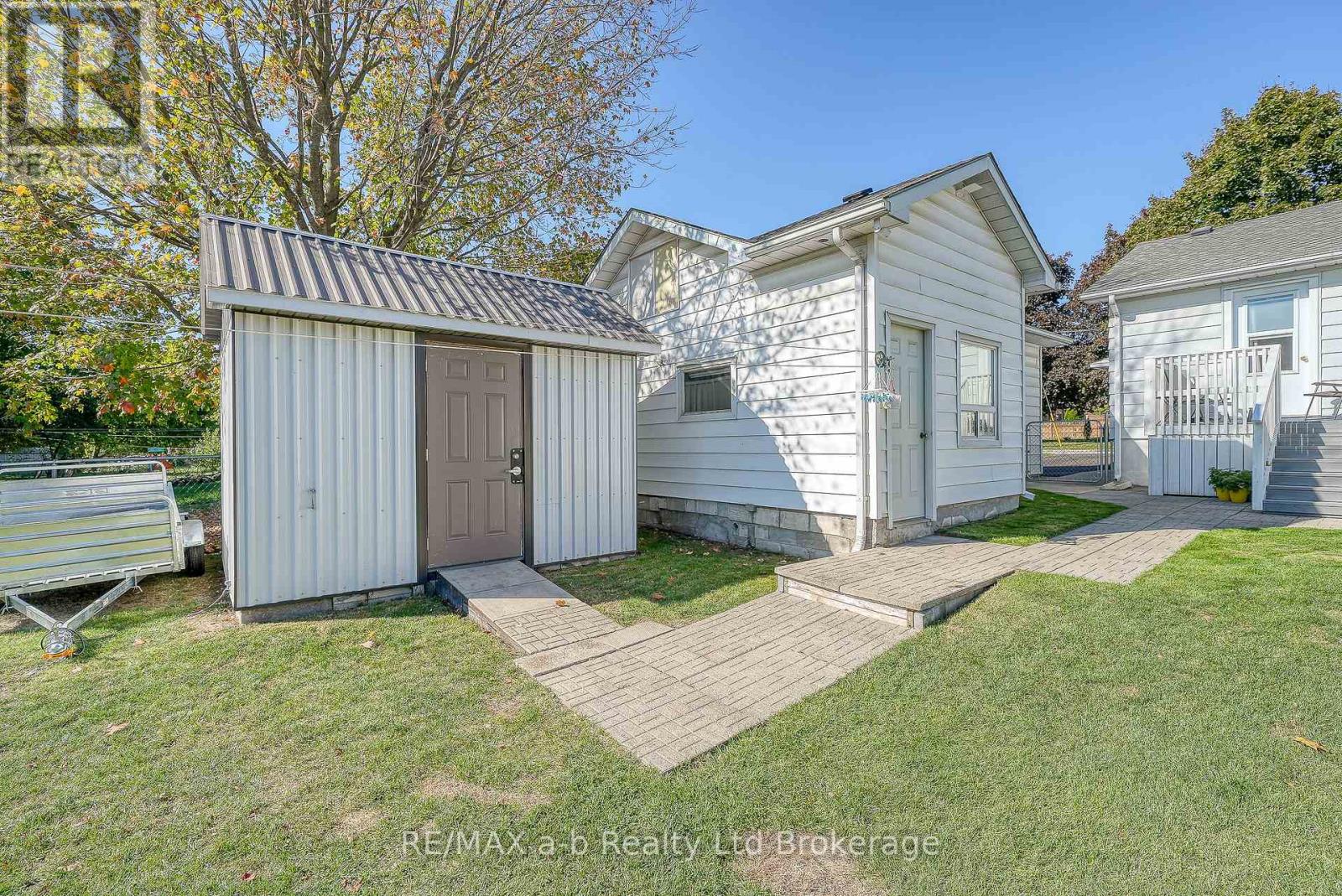 160 Metcalfe Street, Ingersoll, Ontario  N5C 1M9 - Photo 7 - X12463507
