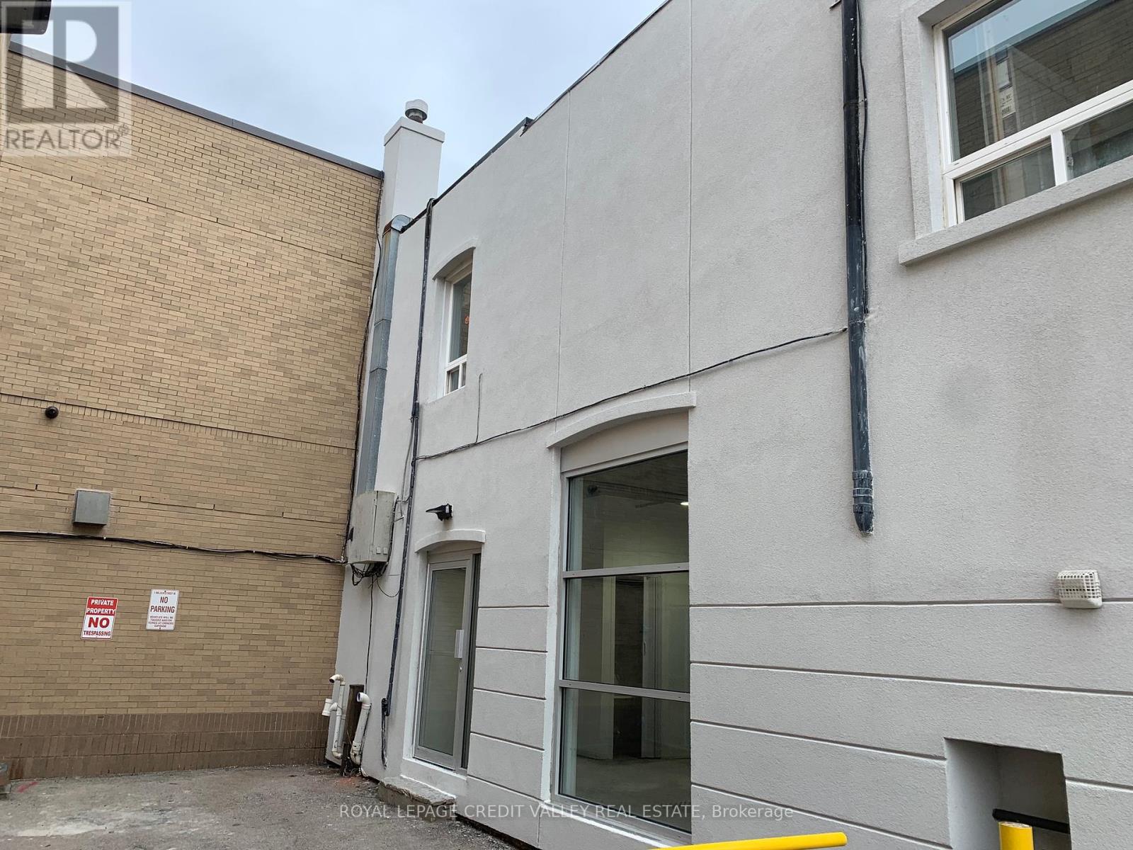 77 Main Street N, Brampton, Ontario  L6Y 1M9 - Photo 3 - W12463233
