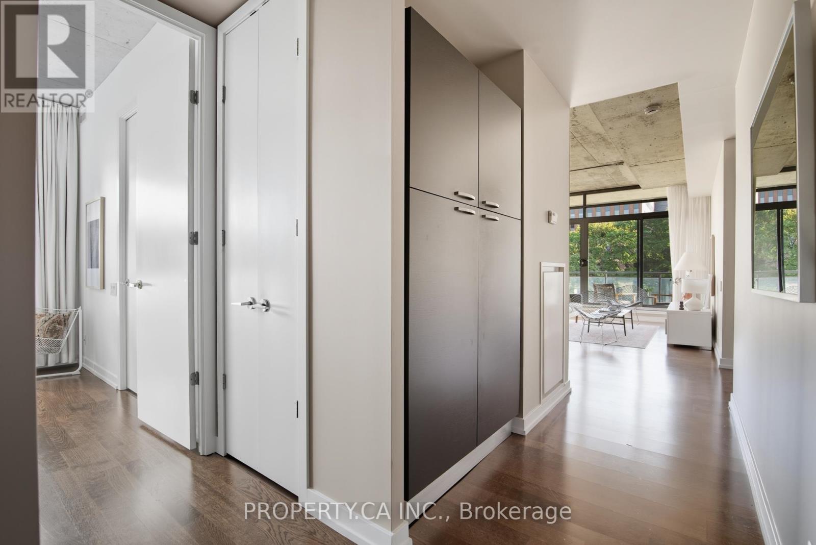 403 - 10 Morrison Street, Toronto, Ontario  M5V 2T8 - Photo 17 - C12463216