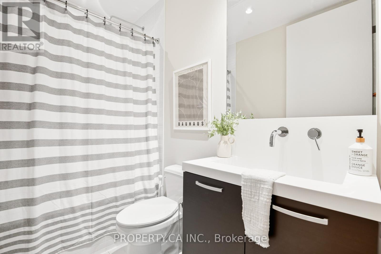 403 - 10 Morrison Street, Toronto, Ontario  M5V 2T8 - Photo 23 - C12463216