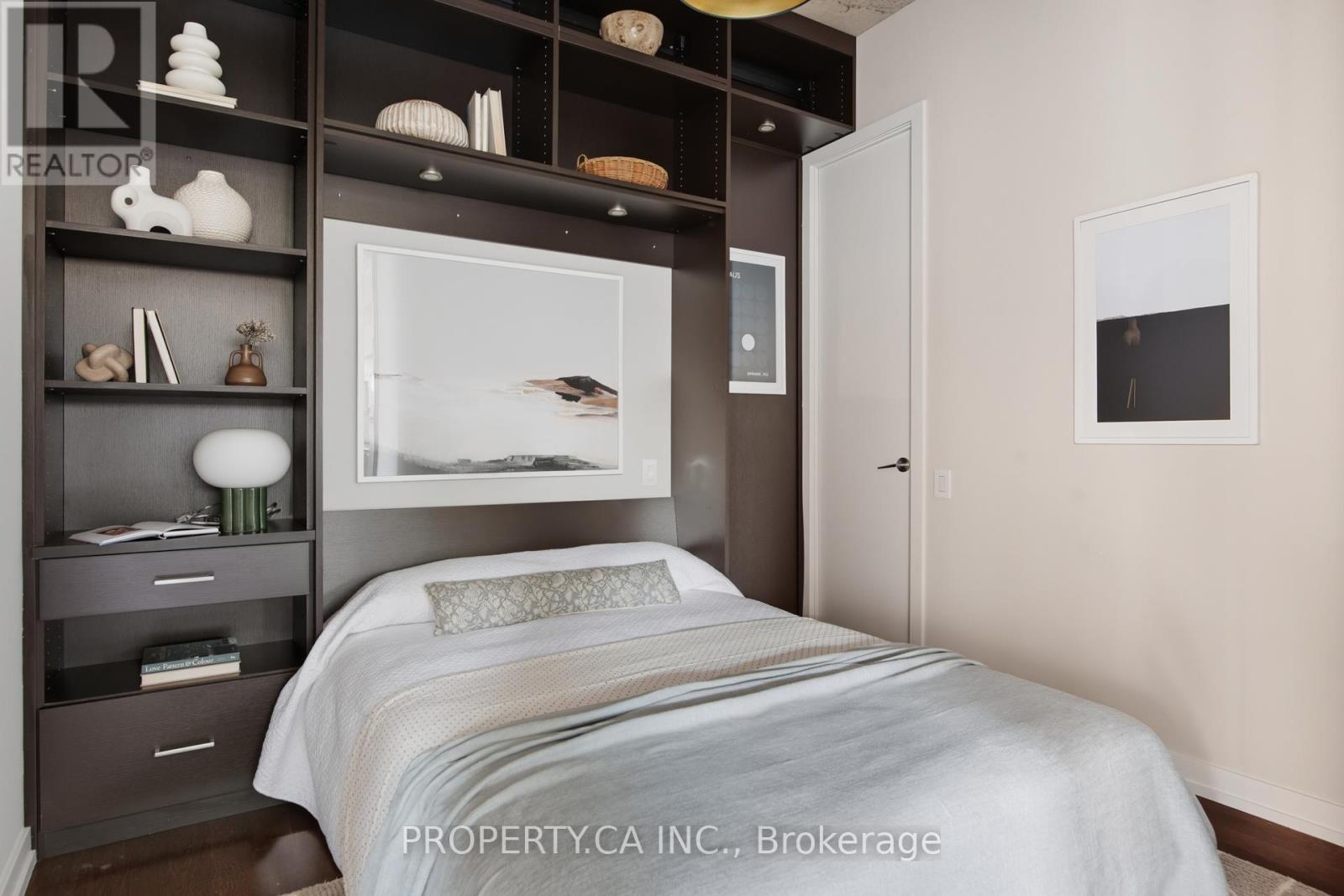 403 - 10 Morrison Street, Toronto, Ontario  M5V 2T8 - Photo 16 - C12463216