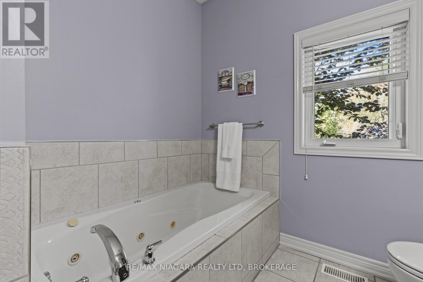 194 Hillsdale Road, Welland, Ontario  L3C 7M4 - Photo 25 - X12458081