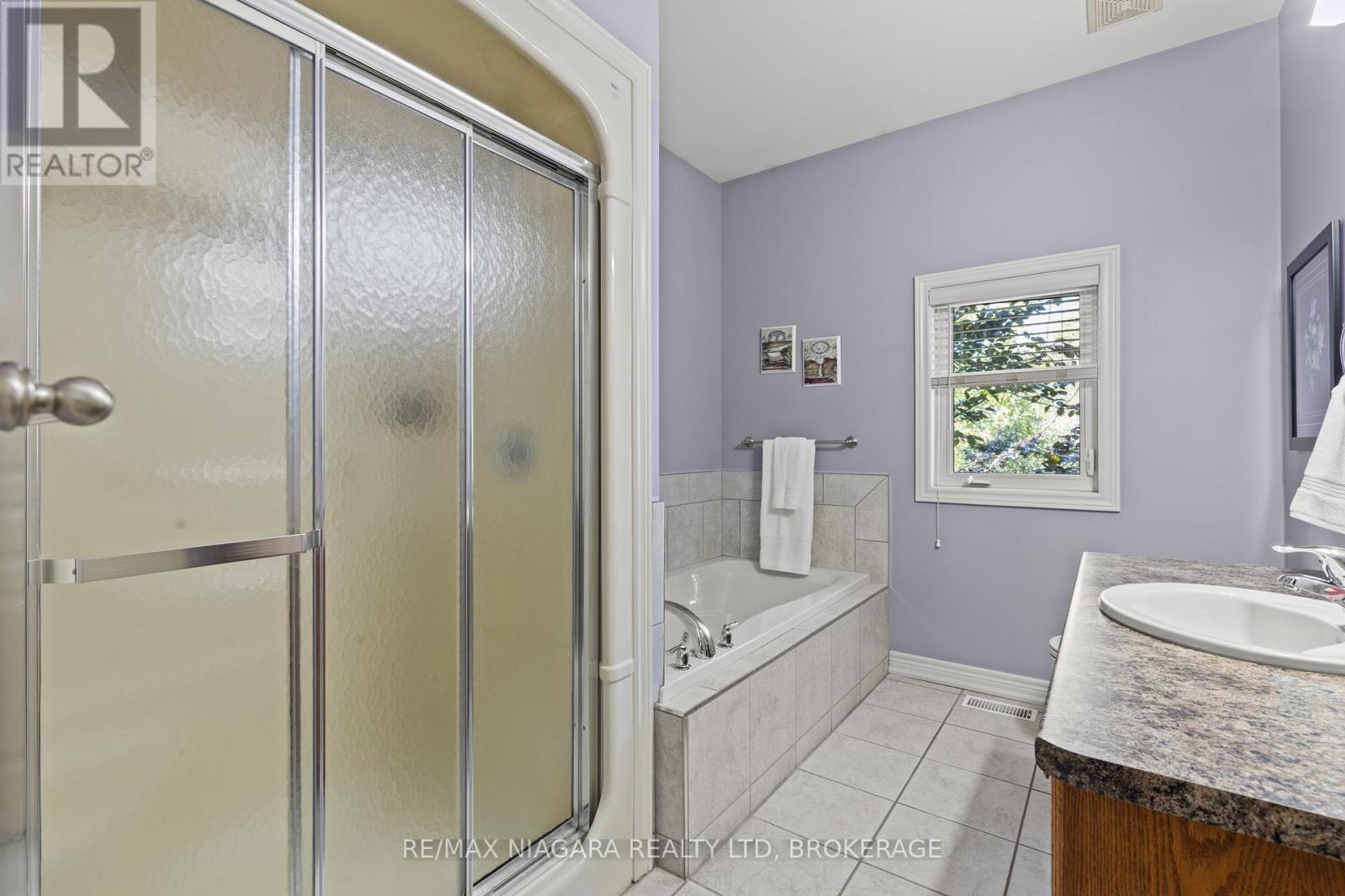 194 Hillsdale Road, Welland, Ontario  L3C 7M4 - Photo 24 - X12458081